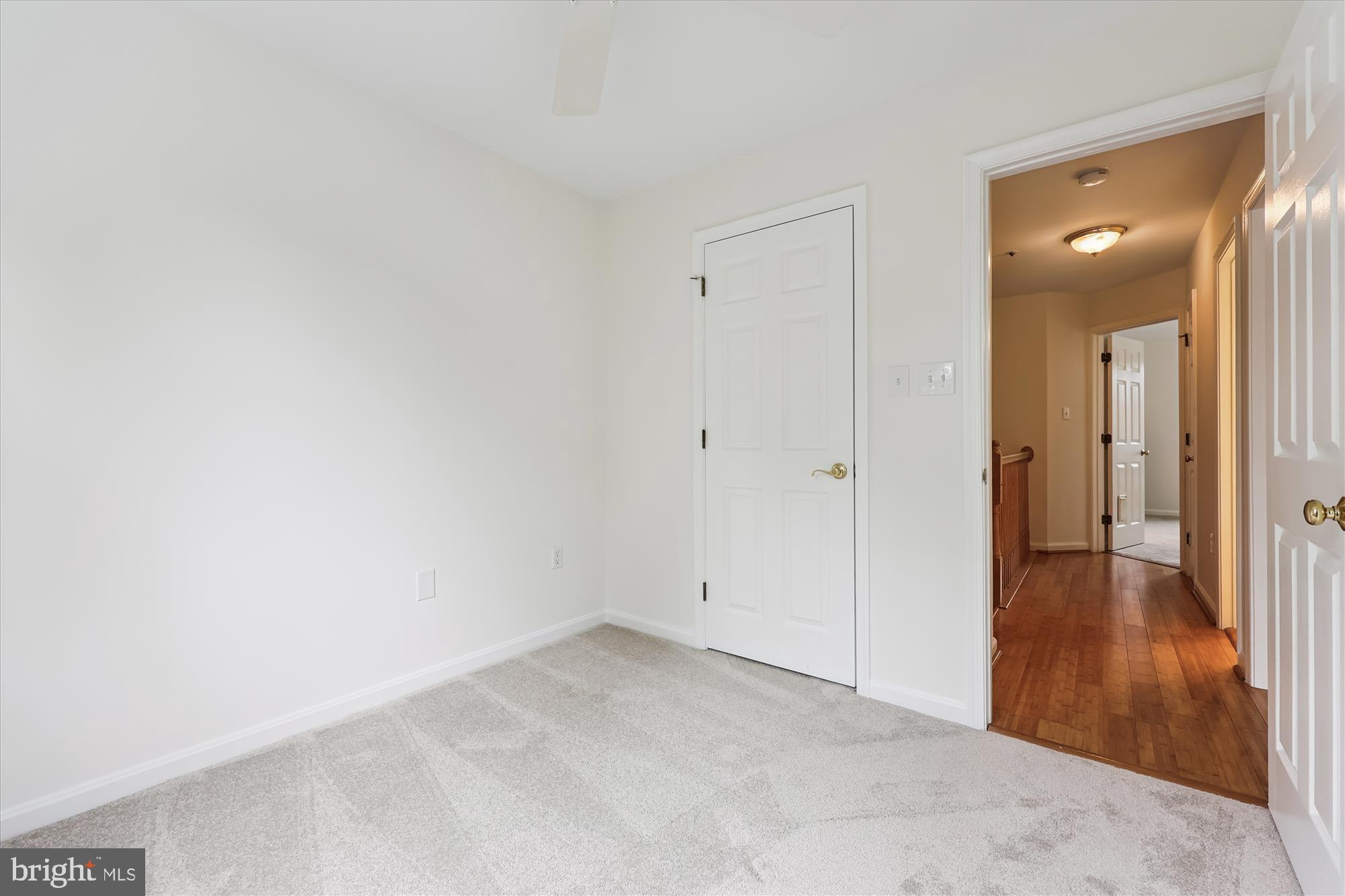 473 Tschiffely Square Road Gaithersburg, MD 20878 - Photo 31 of 64 Bedroom