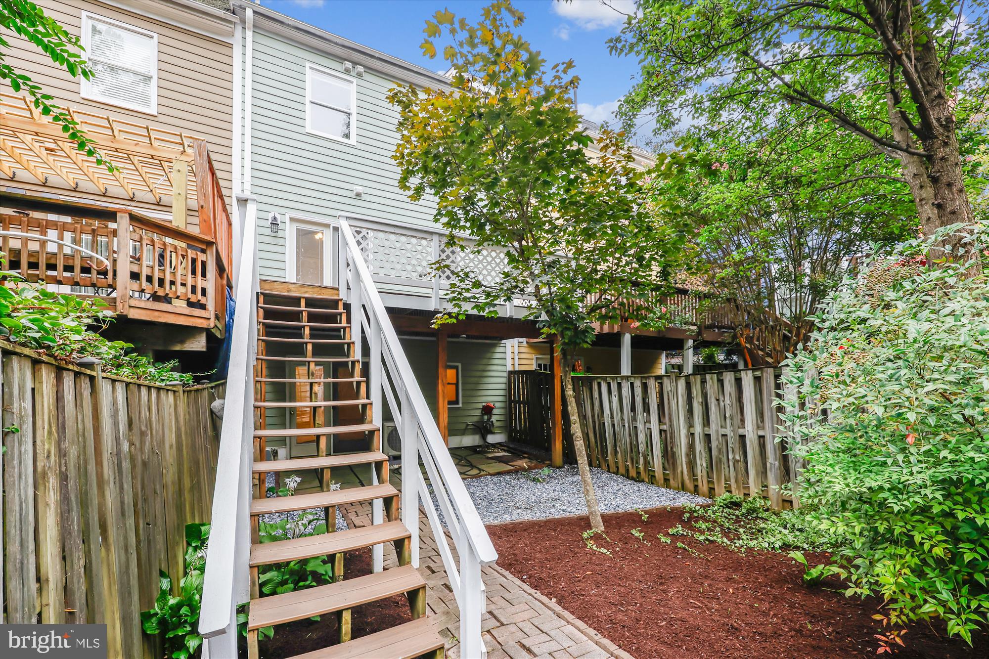 473 Tschiffely Square Road Gaithersburg, MD 20878 - Photo 49 of 64 Back Elevation