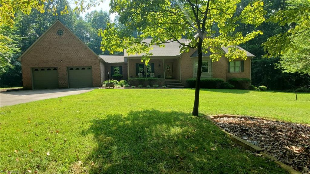 736 Ed Essick Road Lexington, NC 27295 - Photo 1 of 42 Gallery Image 1