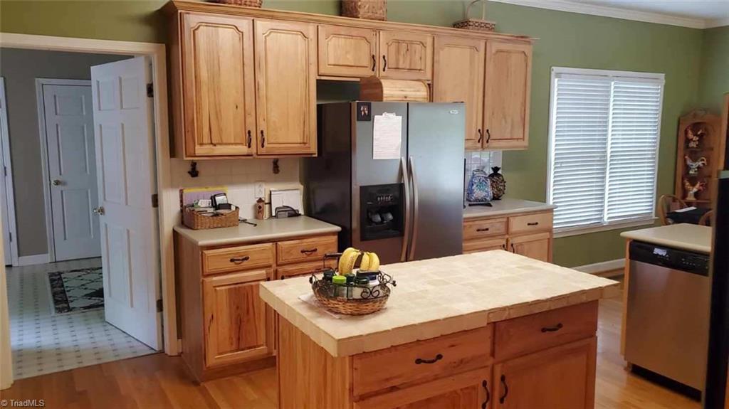 736 Ed Essick Road Lexington, NC 27295 - Photo 15 of 42 Gallery Image 15
