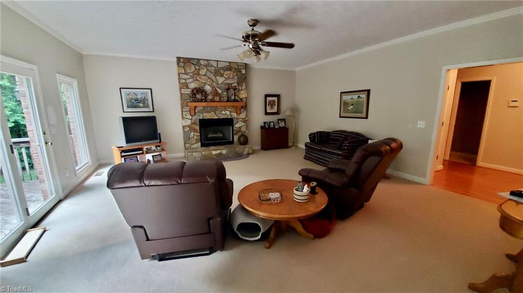 736 Ed Essick Road Lexington, NC 27295 - Photo 9 of 42 Gallery Image 9