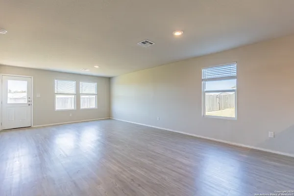 $1,850 | 2766 Rosefinch, New Braunfels, TX 78130