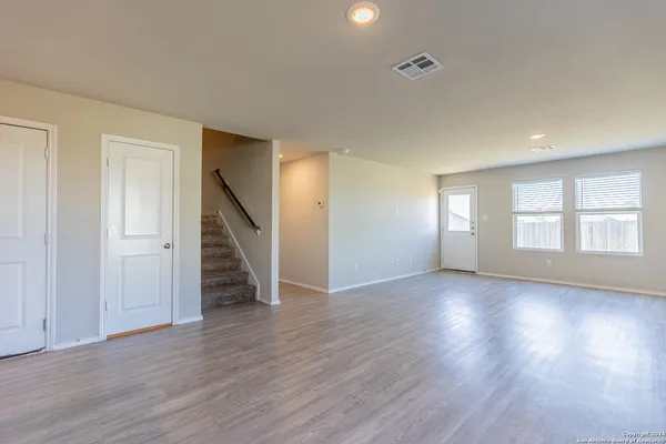 $1,850 | 2766 Rosefinch, New Braunfels, TX 78130