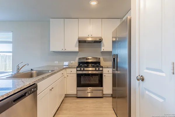 $1,850 | 2766 Rosefinch, New Braunfels, TX 78130