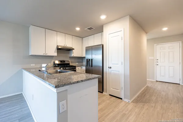 $1,850 | 2766 Rosefinch, New Braunfels, TX 78130