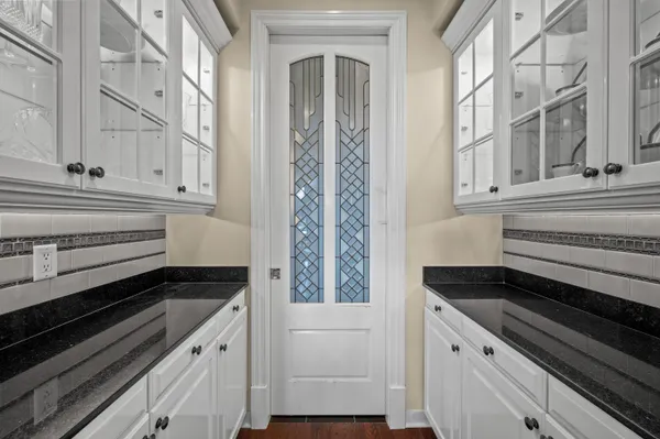 $2,990,000 | 459 Surrey Hill Lane, Valparaiso, IN 46385