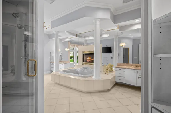 $2,990,000 | 459 Surrey Hill Lane, Valparaiso, IN 46385