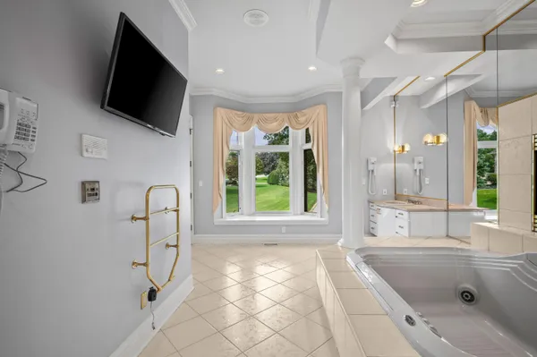 $2,990,000 | 459 Surrey Hill Lane, Valparaiso, IN 46385