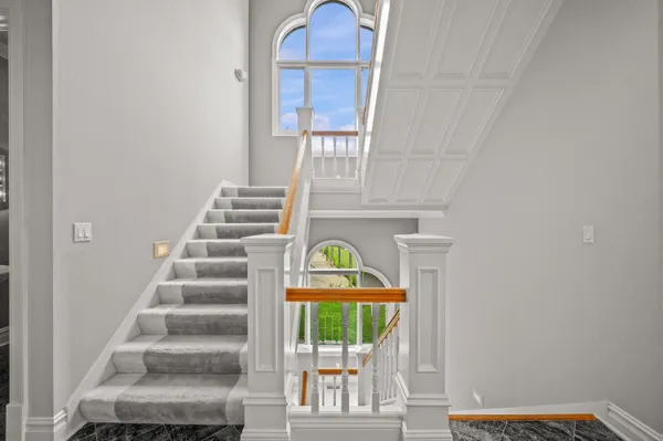 $2,990,000 | 459 Surrey Hill Lane, Valparaiso, IN 46385