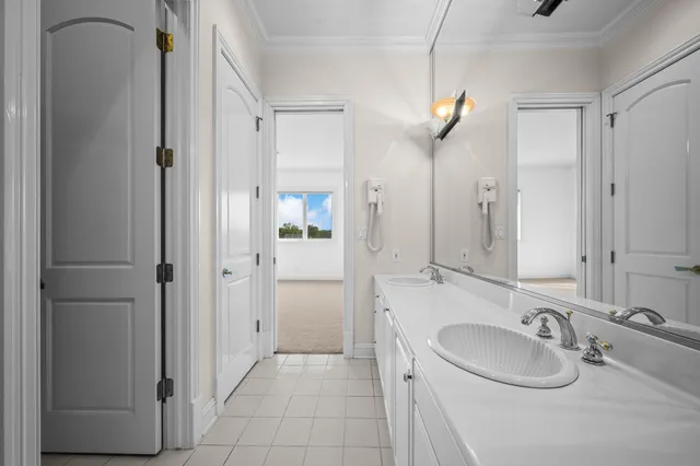 $2,990,000 | 459 Surrey Hill Lane, Valparaiso, IN 46385