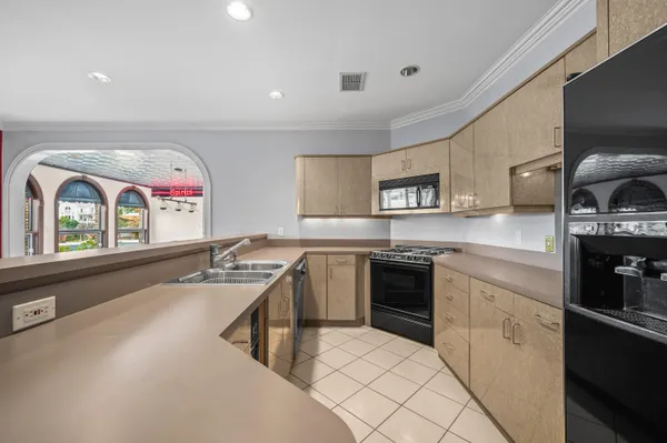 $2,990,000 | 459 Surrey Hill Lane, Valparaiso, IN 46385
