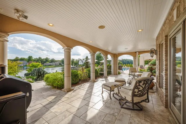 $2,990,000 | 459 Surrey Hill Lane, Valparaiso, IN 46385