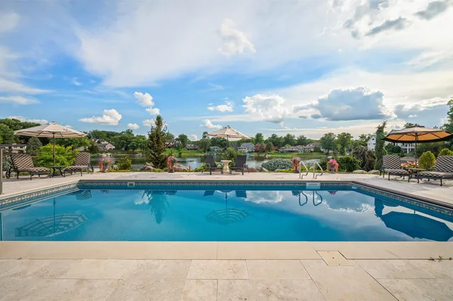 $2,990,000 | 459 Surrey Hill Lane, Valparaiso, IN 46385