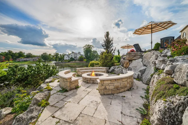 $2,990,000 | 459 Surrey Hill Lane, Valparaiso, IN 46385