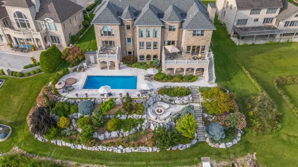 $2,990,000 | 459 Surrey Hill Lane, Valparaiso, IN 46385