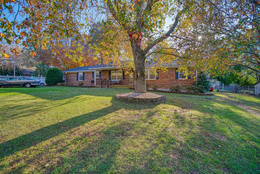205 Flatwood Road Spartanburg, SC 29303 - Photo 3 of 36 Gallery Image 3