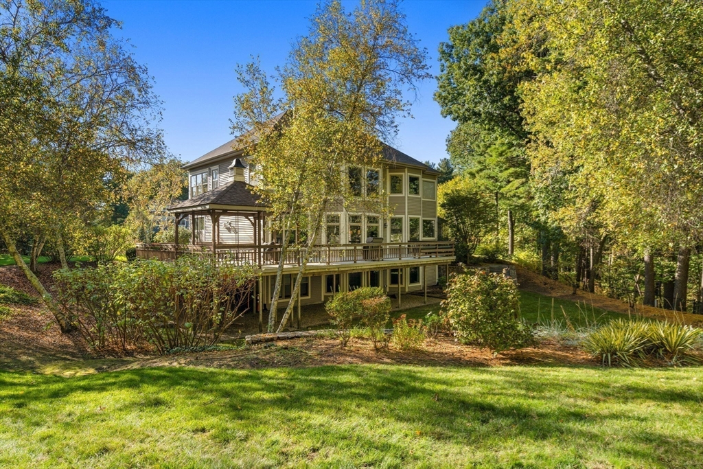 7 Pettees Pond Lane Walpole, MA 02081 - Photo 37 of 40