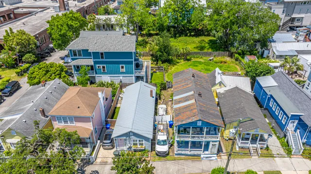 $699,999 | 200 Fishburne Street, Charleston, SC 29403