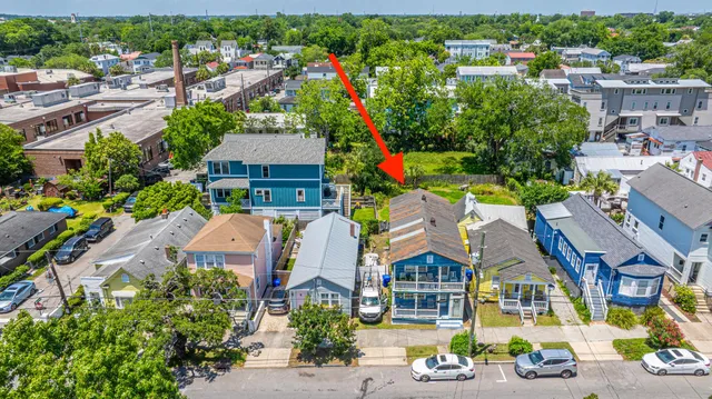 $699,999 | 200 Fishburne Street, Charleston, SC 29403
