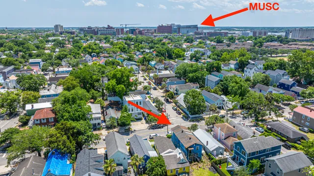 $699,999 | 200 Fishburne Street, Charleston, SC 29403