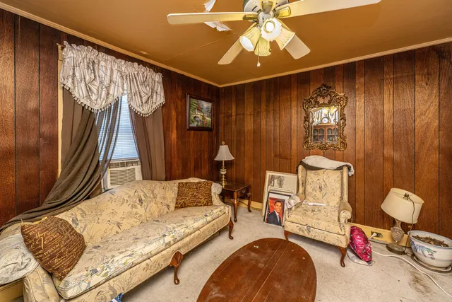 $699,999 | 200 Fishburne Street, Charleston, SC 29403