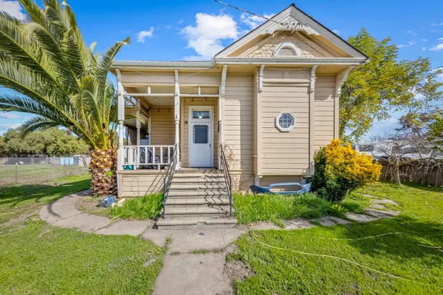 $1,350,000 | 585 Monterey Road, Morgan Hill, CA 95037