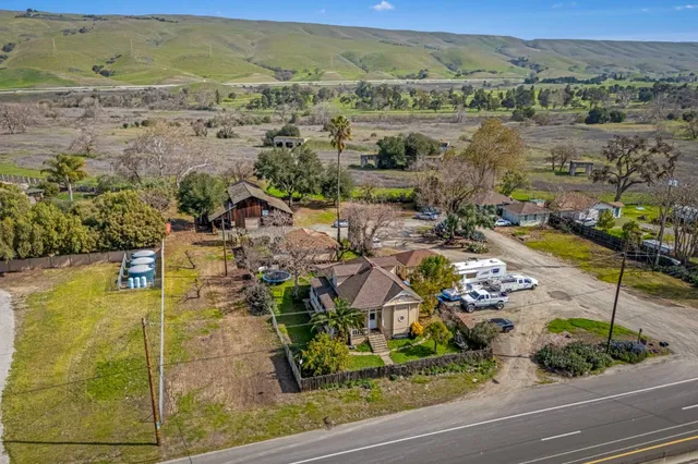 $1,350,000 | 585 Monterey Road, Morgan Hill, CA 95037