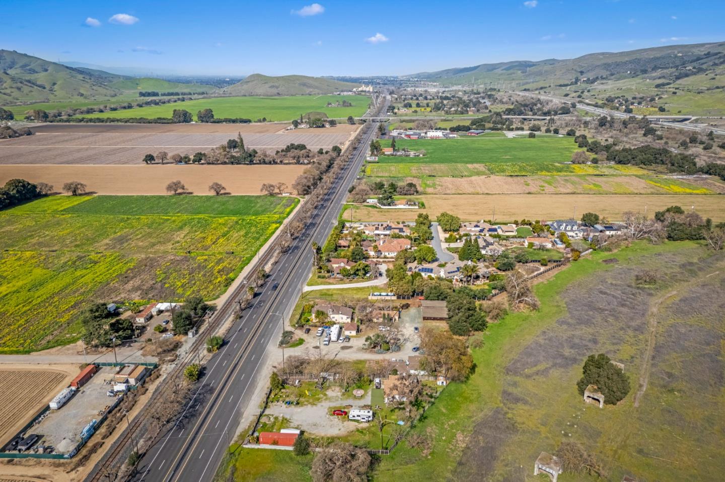 585 Monterey Road Morgan Hill, CA 95037 - Photo 27 of 39