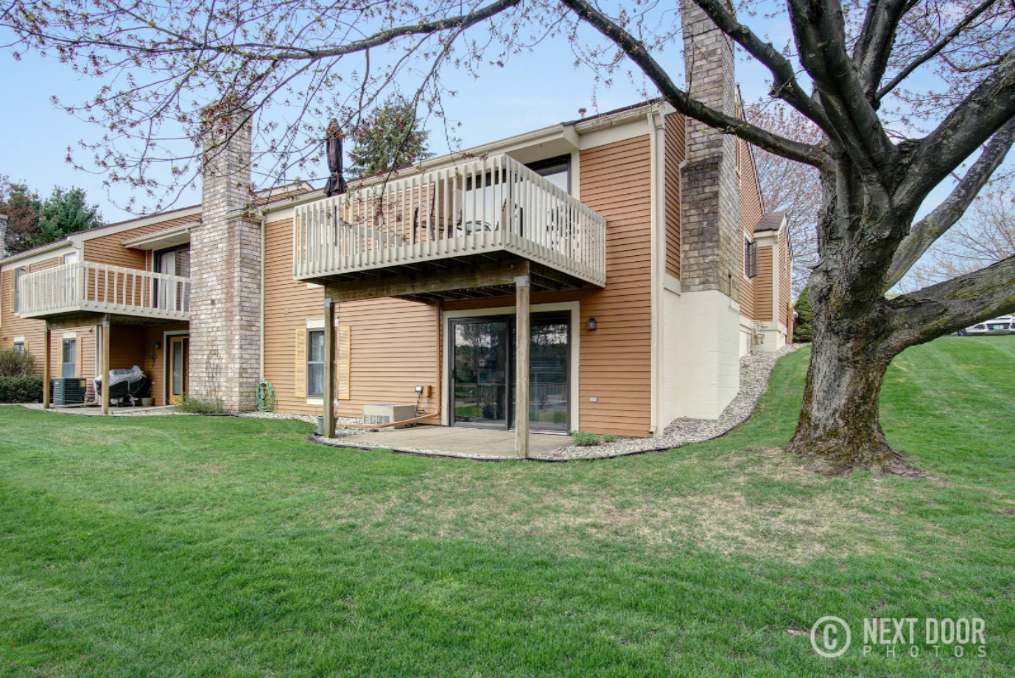17672 Woodbridge Road, Unit 10 Spring Lake, MI 49456 - Photo 5 of 33 DSC04998_4999_5000