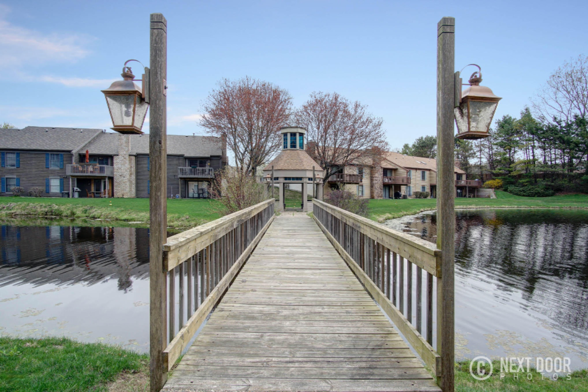 17672 Woodbridge Road, Unit 10 Spring Lake, MI 49456 - Photo 9 of 33 DSC05013_4_5