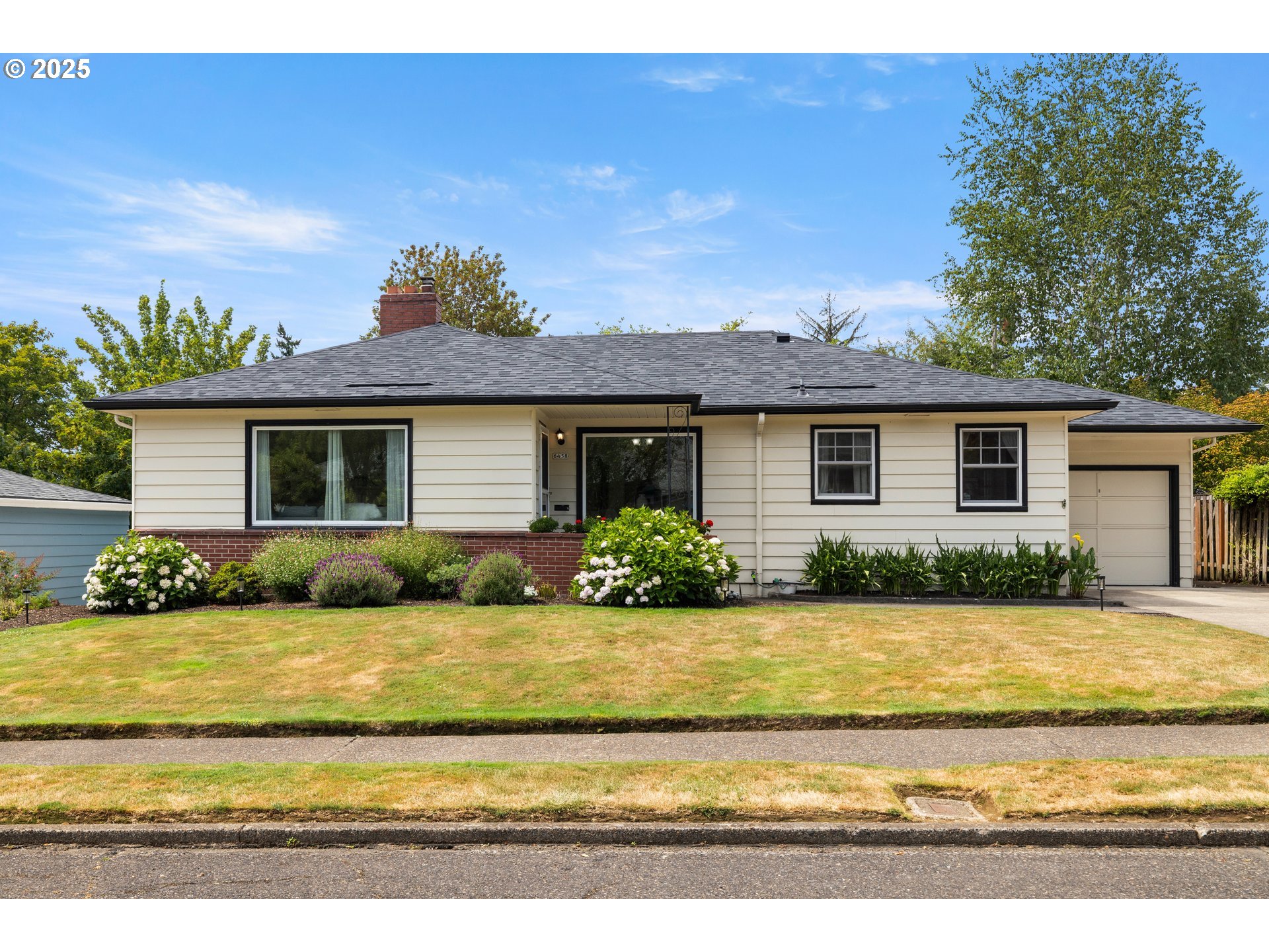 6458 Southwest Loop Drive Portland, OR 97221 - Photo 1 of 47 Gallery Image 1