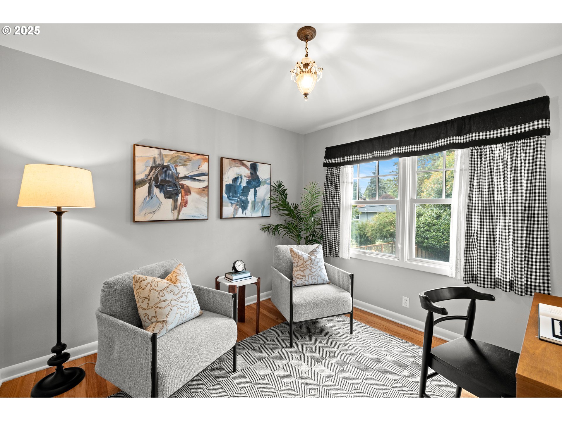 6458 Southwest Loop Drive Portland, OR 97221 - Photo 22 of 47 Gallery Image 22