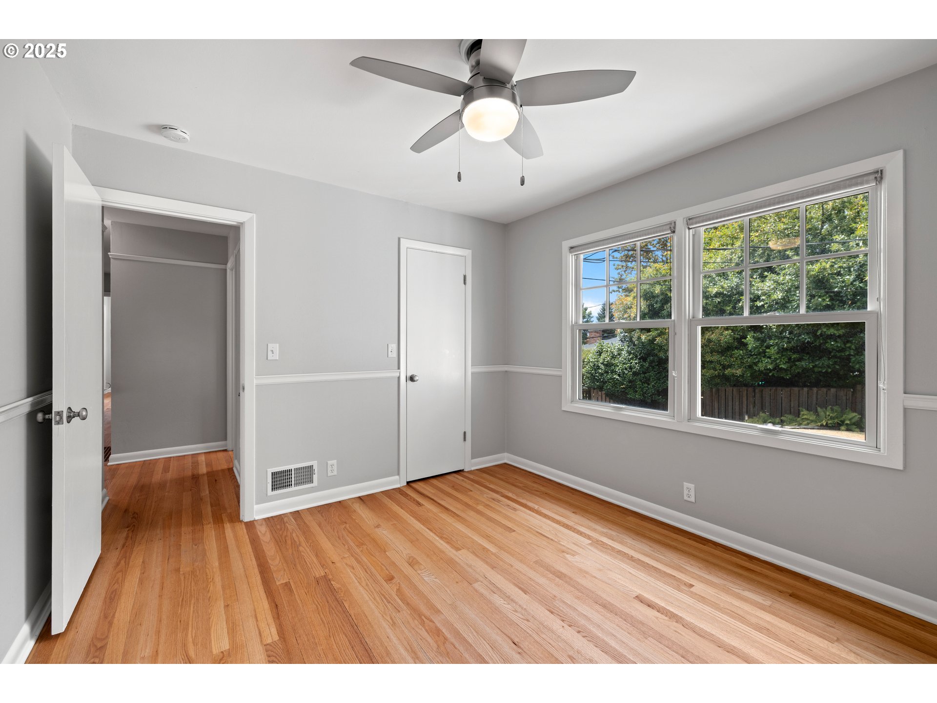 6458 Southwest Loop Drive Portland, OR 97221 - Photo 25 of 47 Gallery Image 25