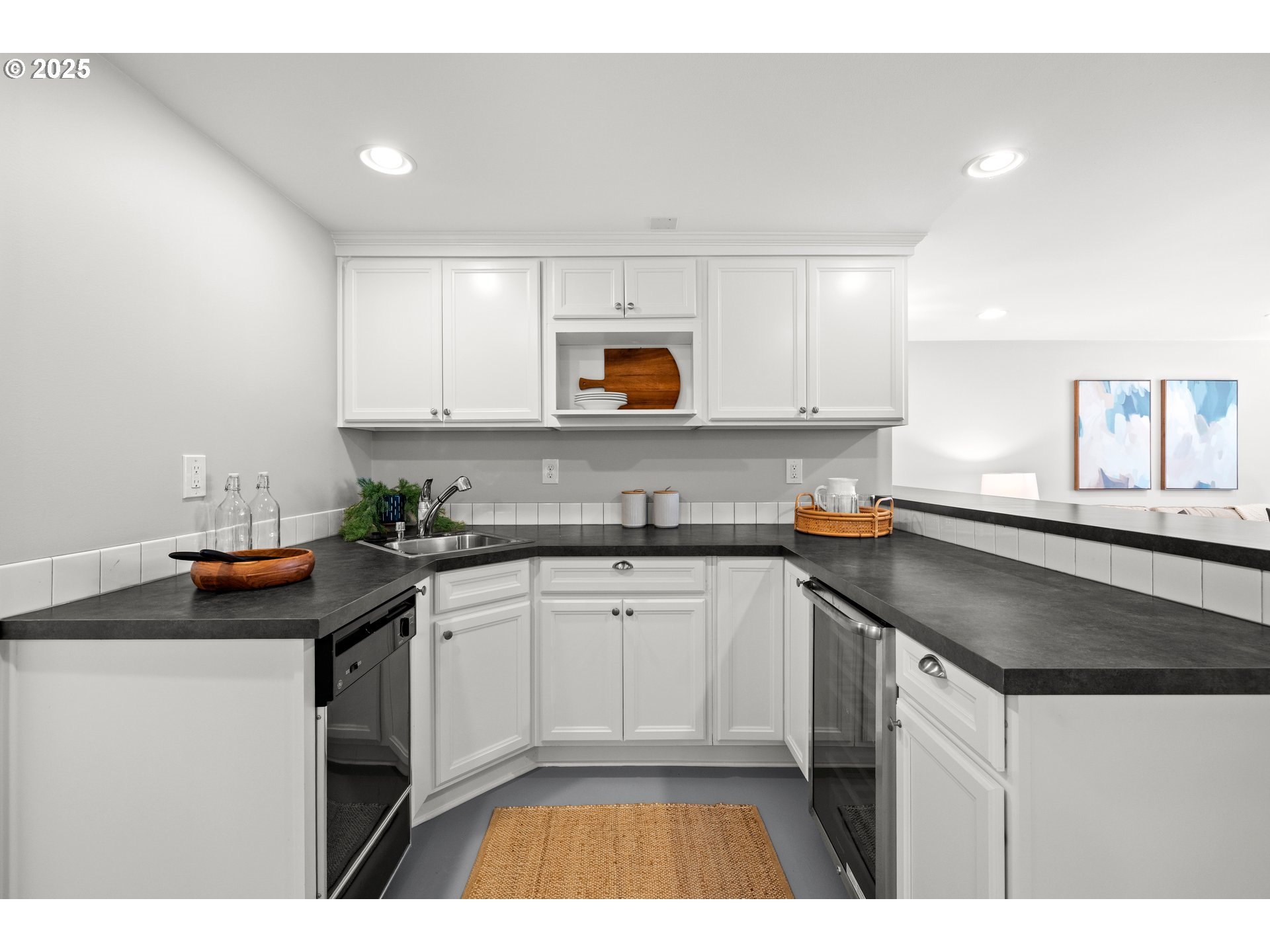 6458 Southwest Loop Drive Portland, OR 97221 - Photo 28 of 47 Gallery Image 28