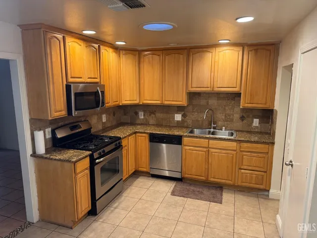 $339,999 | Undisclosed Address, Fresno, CA 93705
