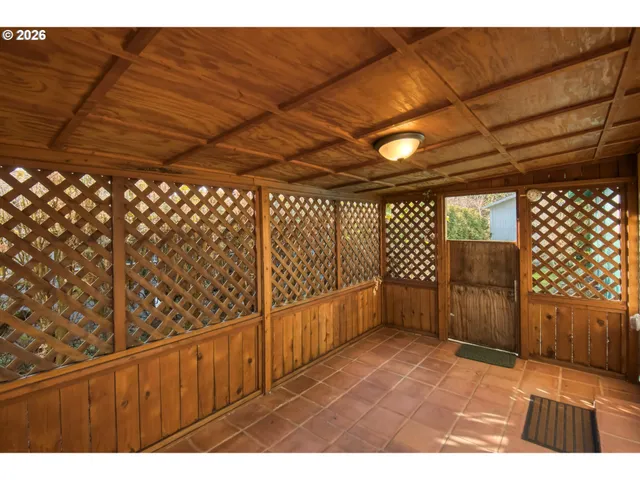 $450,000 | 4923 Southeast 113th Avenue, Portland, OR 97266