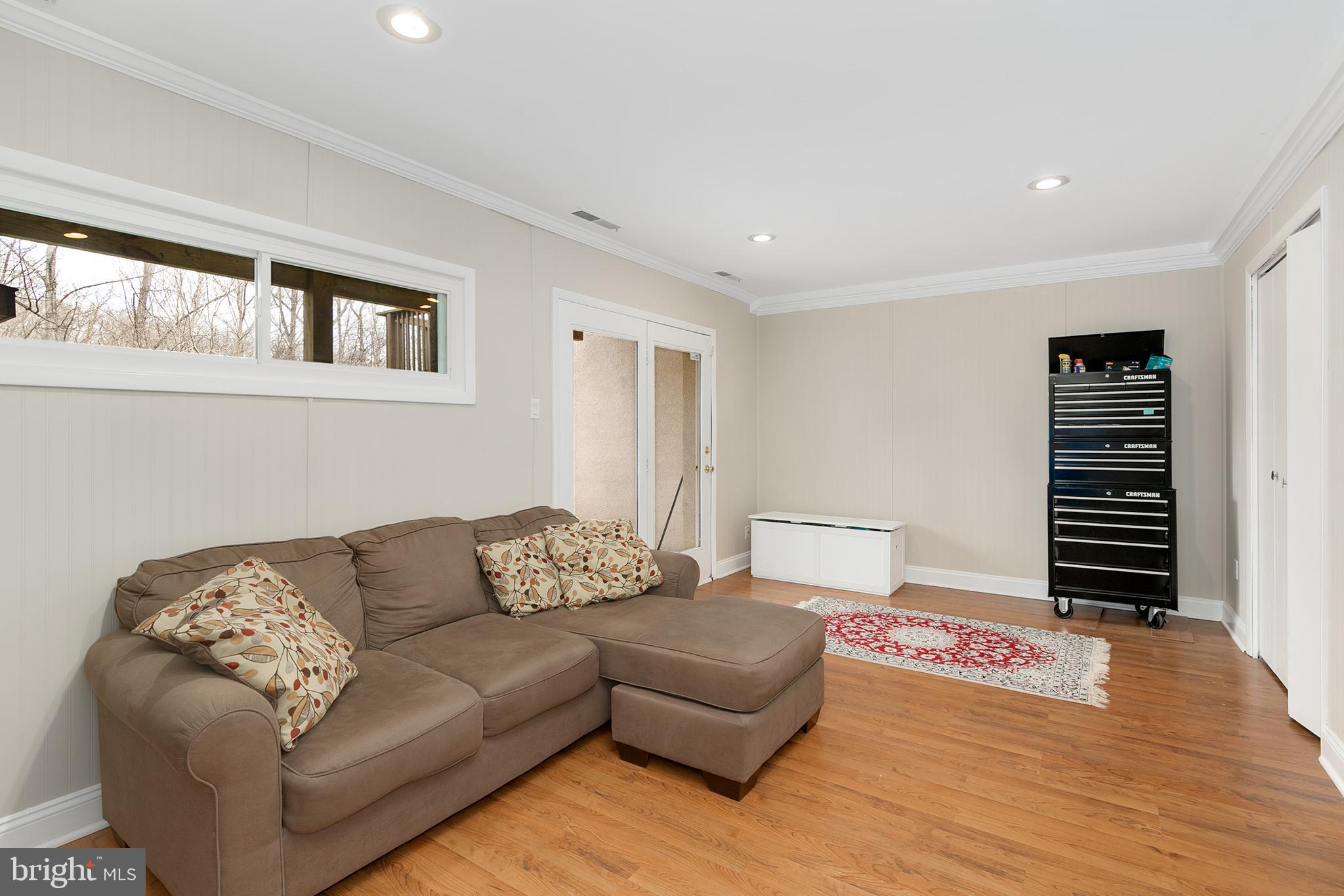 1602 Valencia Way Reston, VA 20190 - Photo 31 of 40