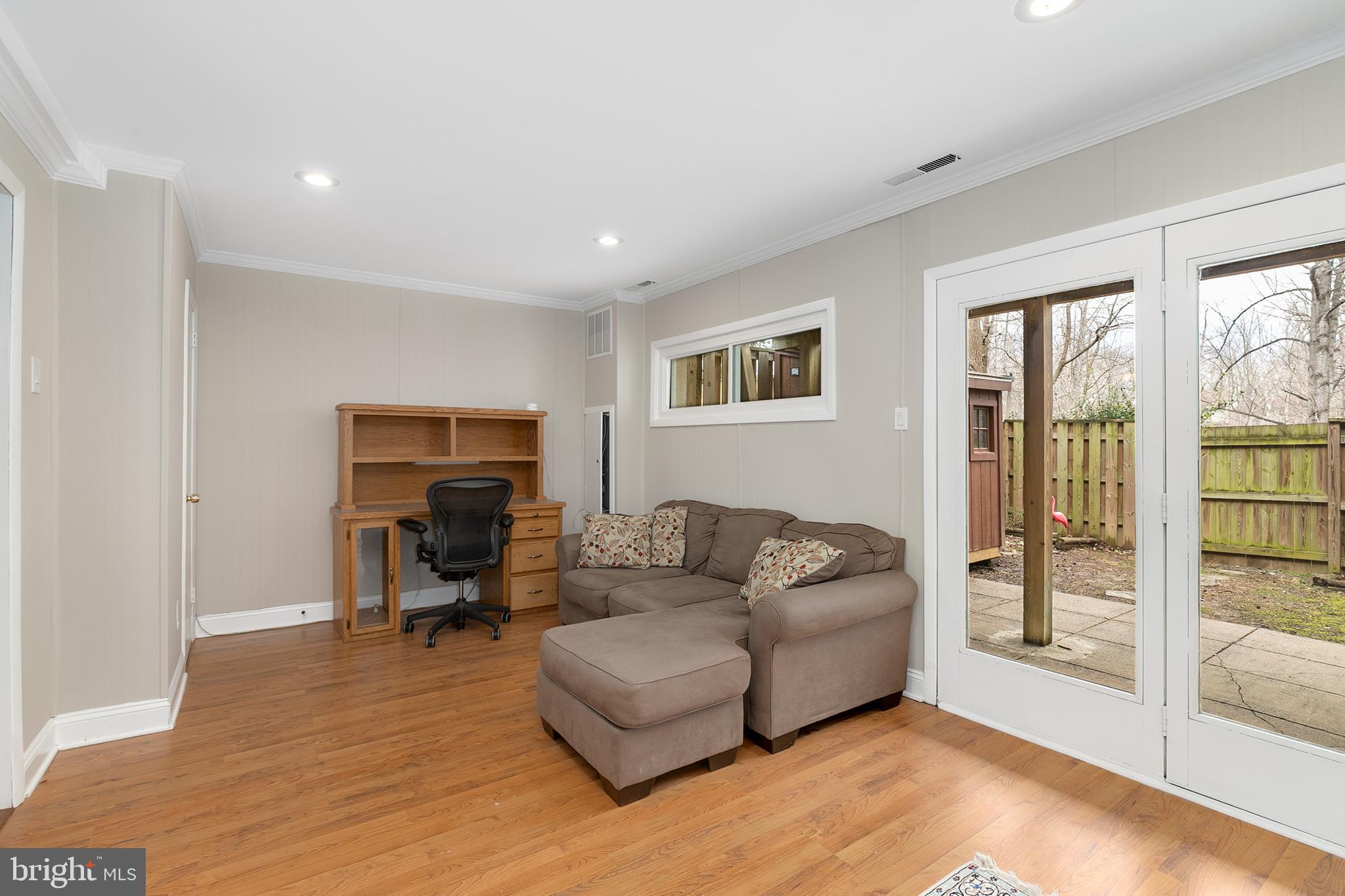 1602 Valencia Way Reston, VA 20190 - Photo 32 of 40