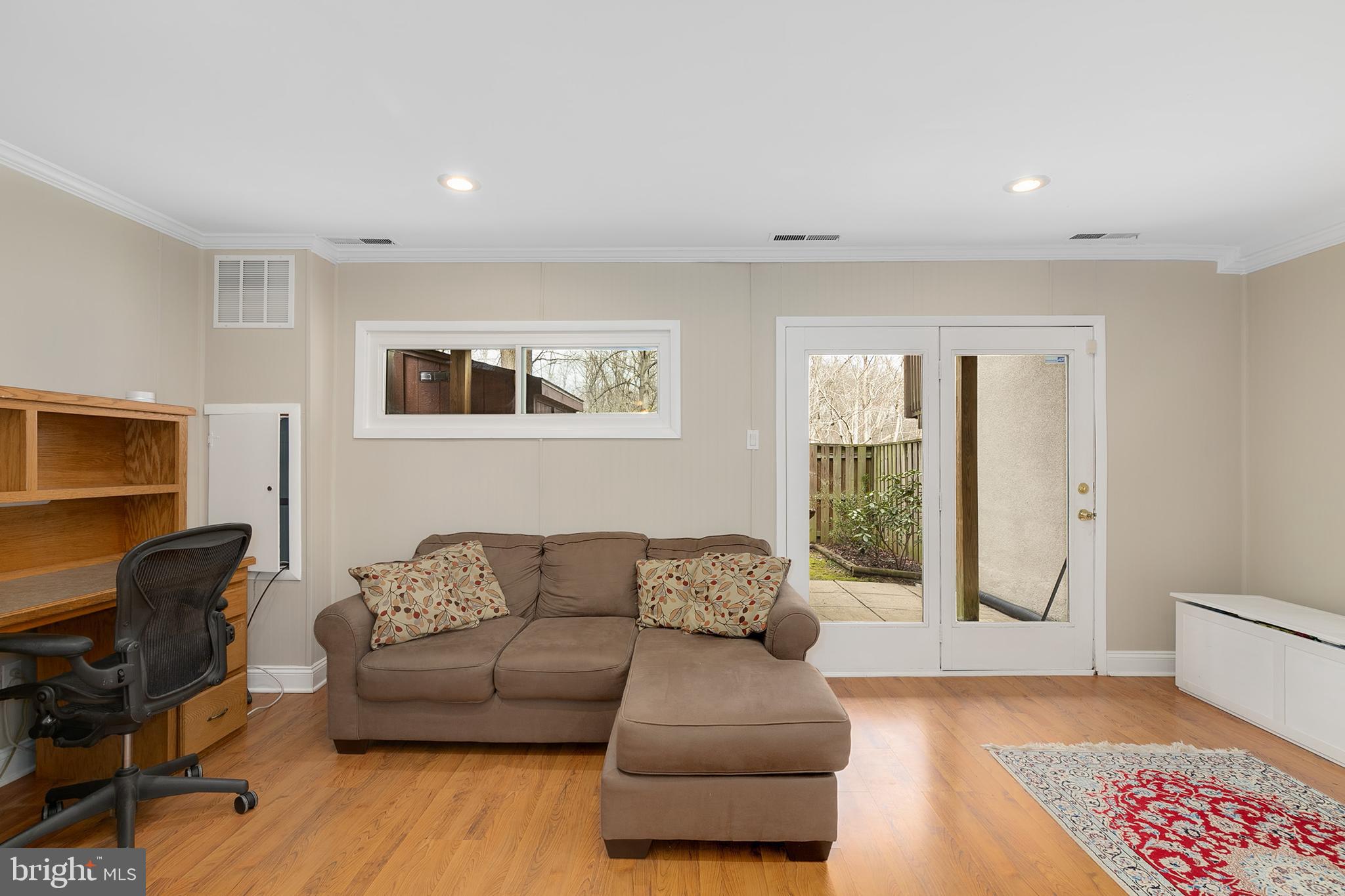 1602 Valencia Way Reston, VA 20190 - Photo 35 of 40