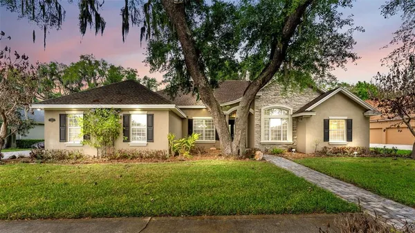 $679,900 | 6883 Lacy Drive, Lakeland, FL 33813