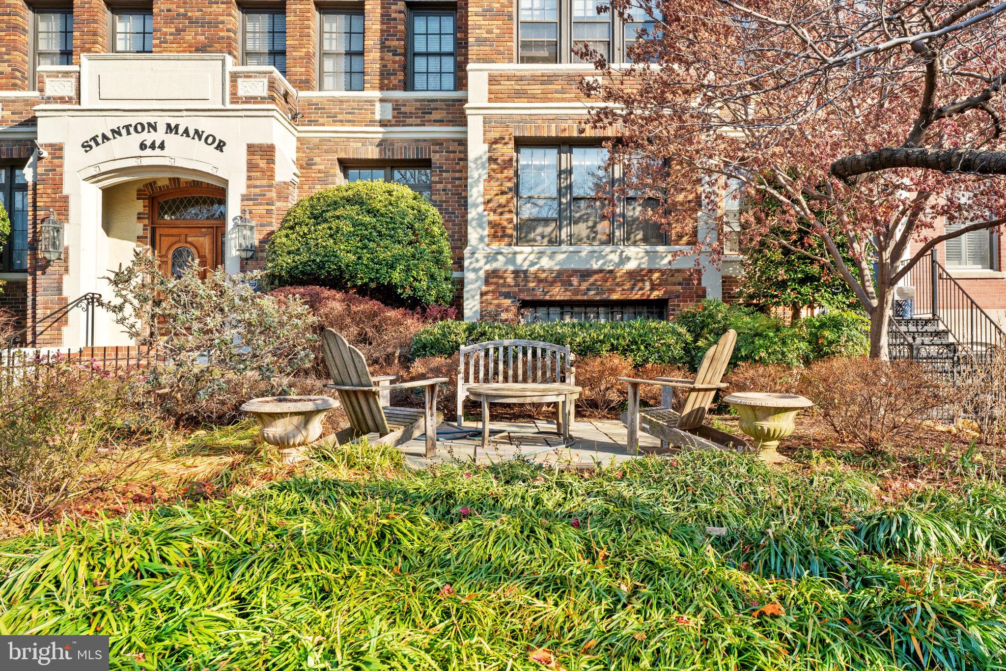 644 Massachusetts Avenue Northeast, Unit 406 Washington, DC 20002 - Photo 26 of 31