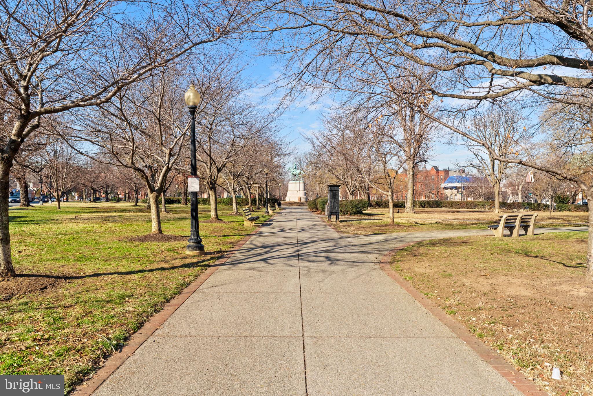 644 Massachusetts Avenue Northeast, Unit 406 Washington, DC 20002 - Photo 29 of 31 a view of yard with swimming pool