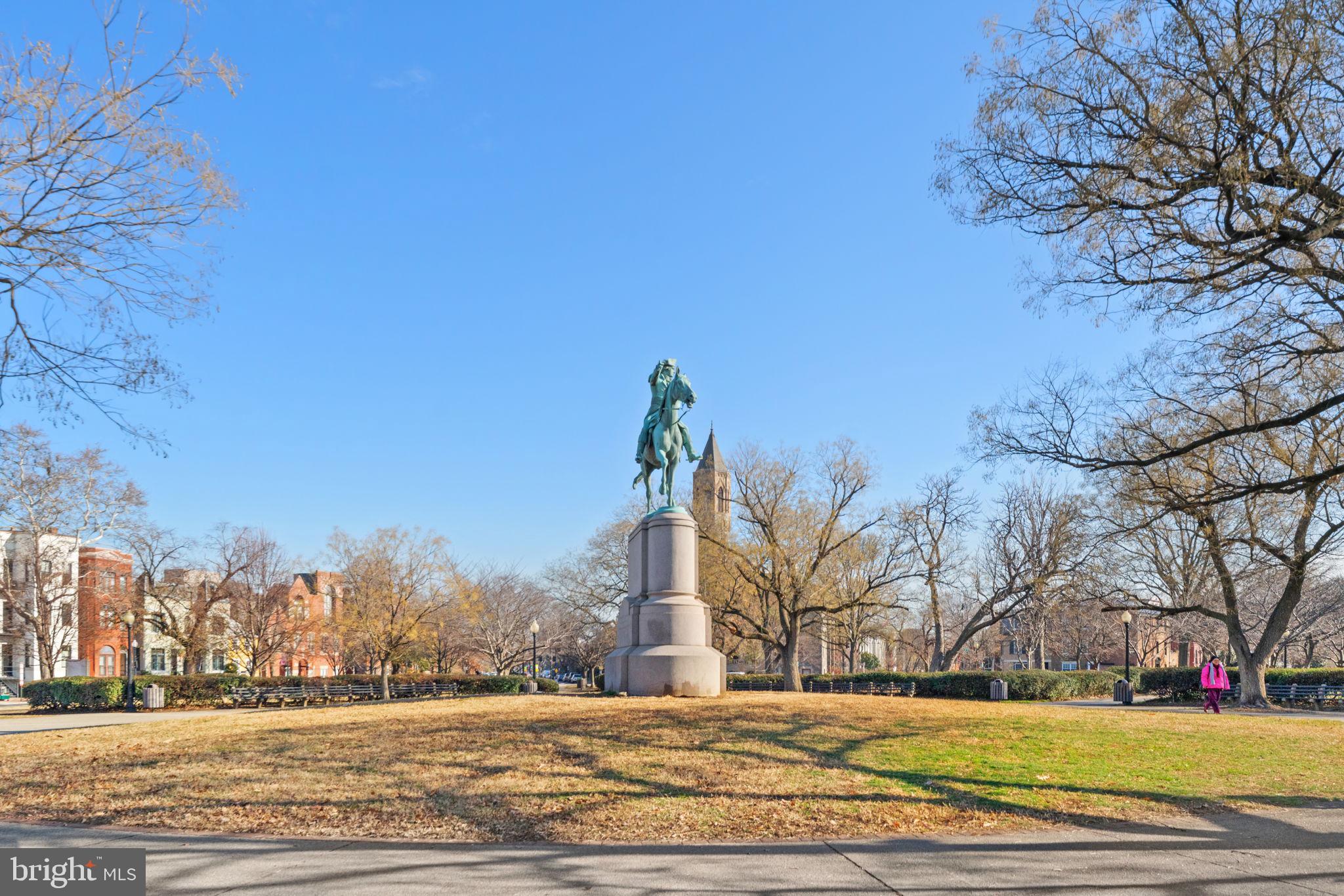 644 Massachusetts Avenue Northeast, Unit 406 Washington, DC 20002 - Photo 30 of 31 a view of a city view