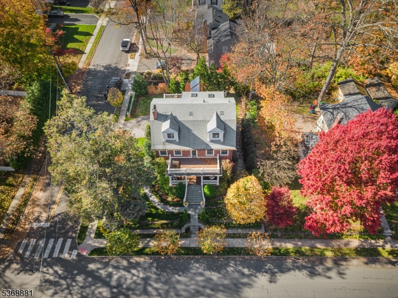 67 Tulip Street Summit, NJ 07901 - Photo 6 of 47