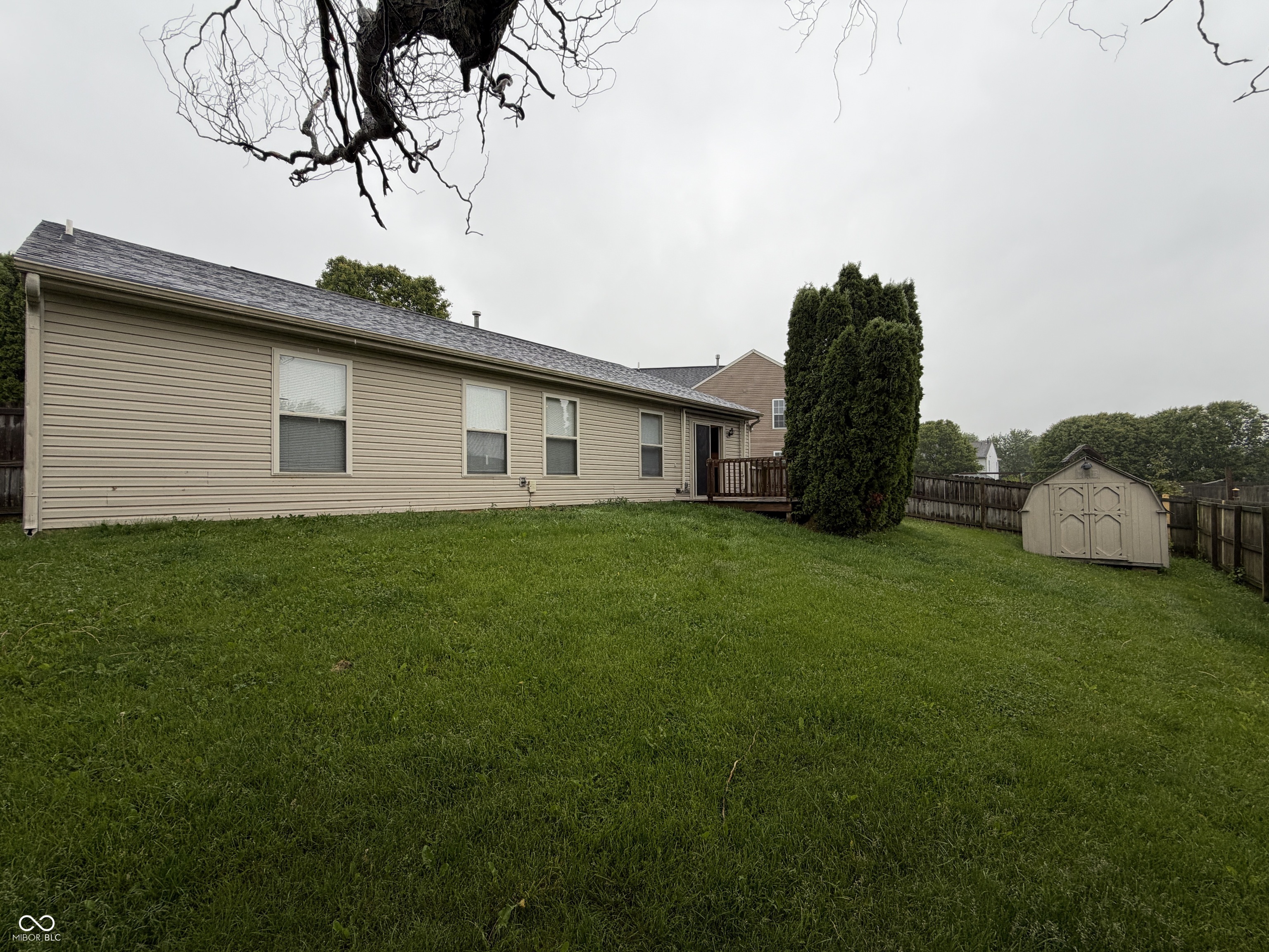 1117 Harvest Ridge Circle Franklin, IN 46131 - Photo 2 of 19