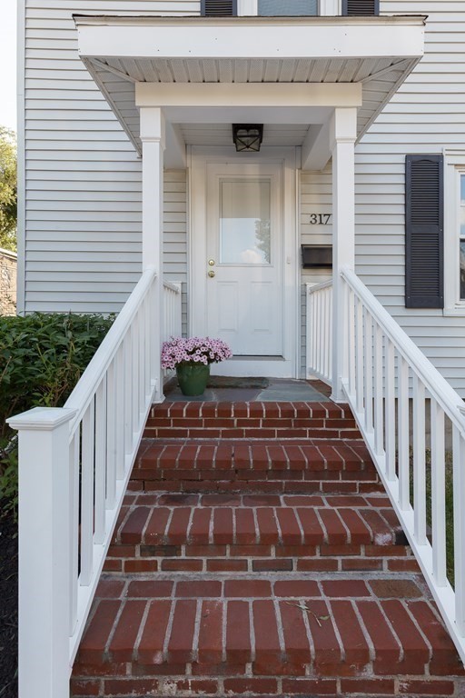 317 Cypress Street Brookline, MA 02445 - Photo 16 of 24