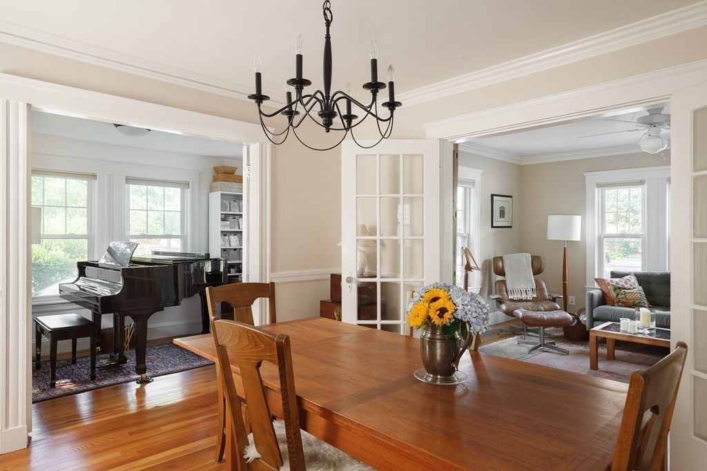 317 Cypress Street Brookline, MA 02445 - Photo 3 of 24