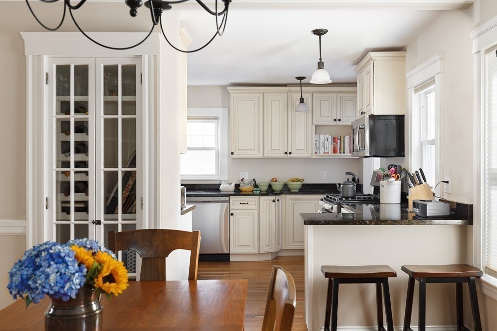 317 Cypress Street Brookline, MA 02445 - Photo 9 of 24