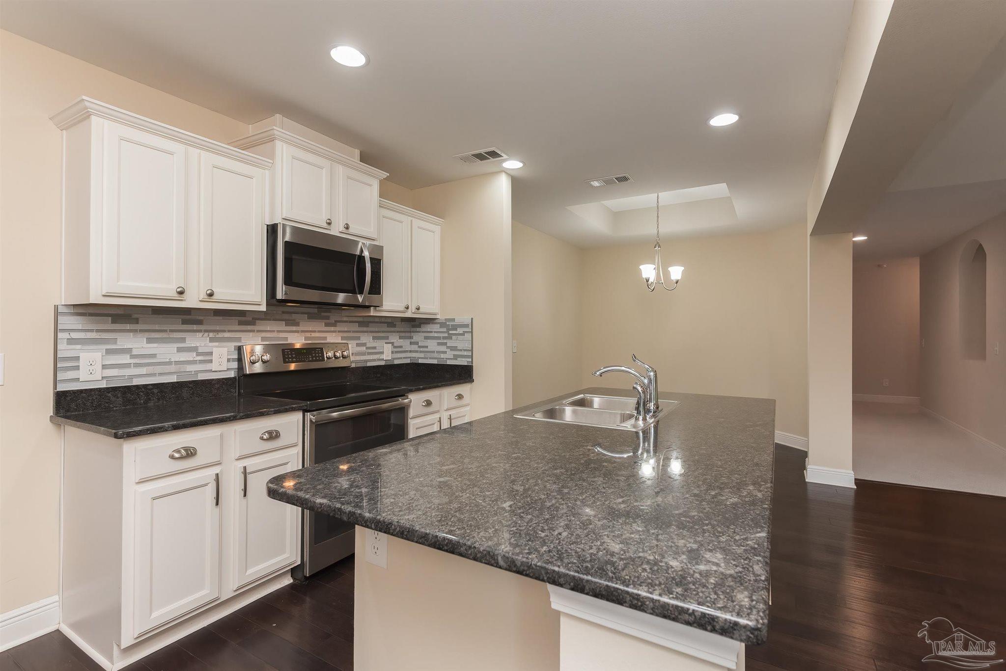 6013 Augustine Drive Pace, FL 32571 - Photo 12 of 48