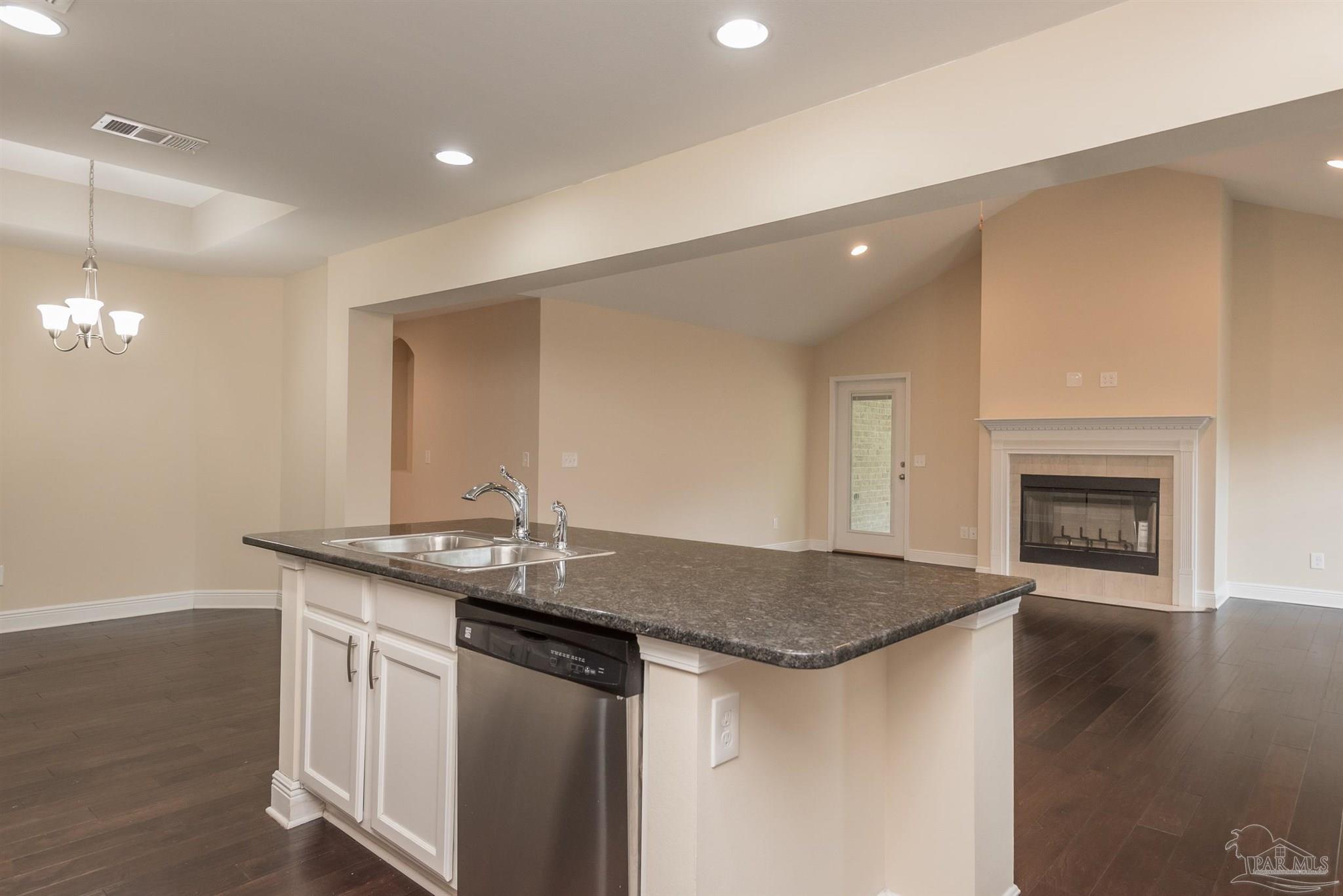 6013 Augustine Drive Pace, FL 32571 - Photo 7 of 48